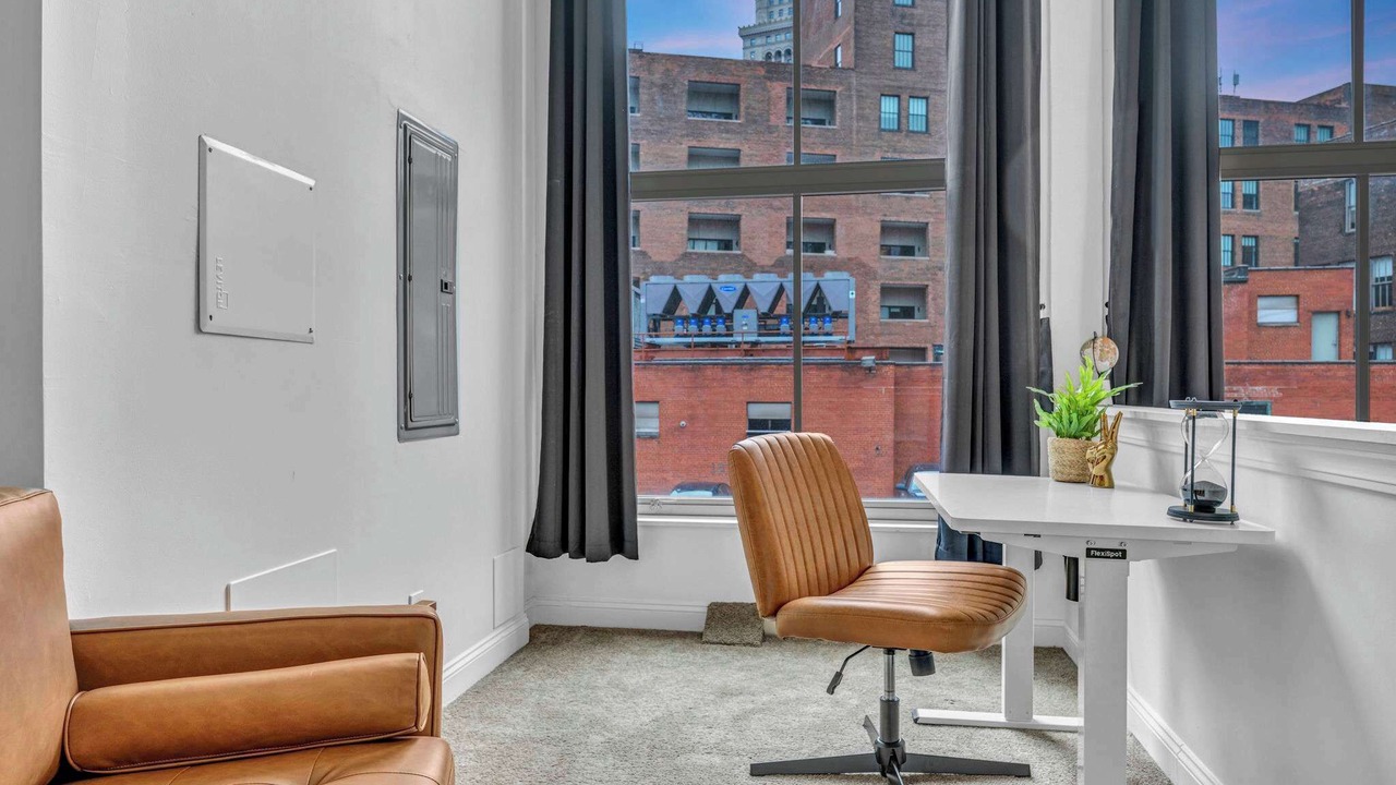 Photo of Bedroom in Gateway District