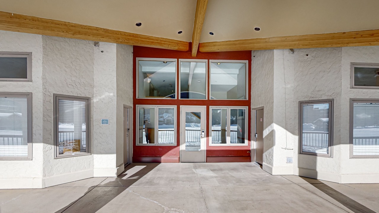 Photo of Outdoor in Lakeside Village