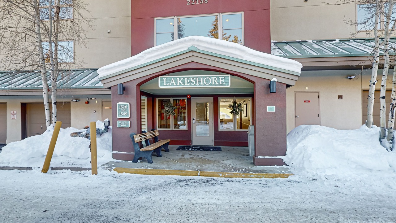 Photo of Outdoor in Lakeside Village