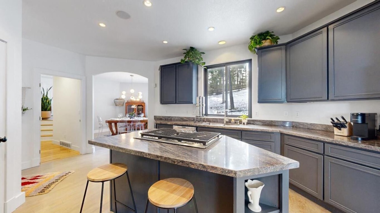 Photo of Kitchen in Genesse North Central