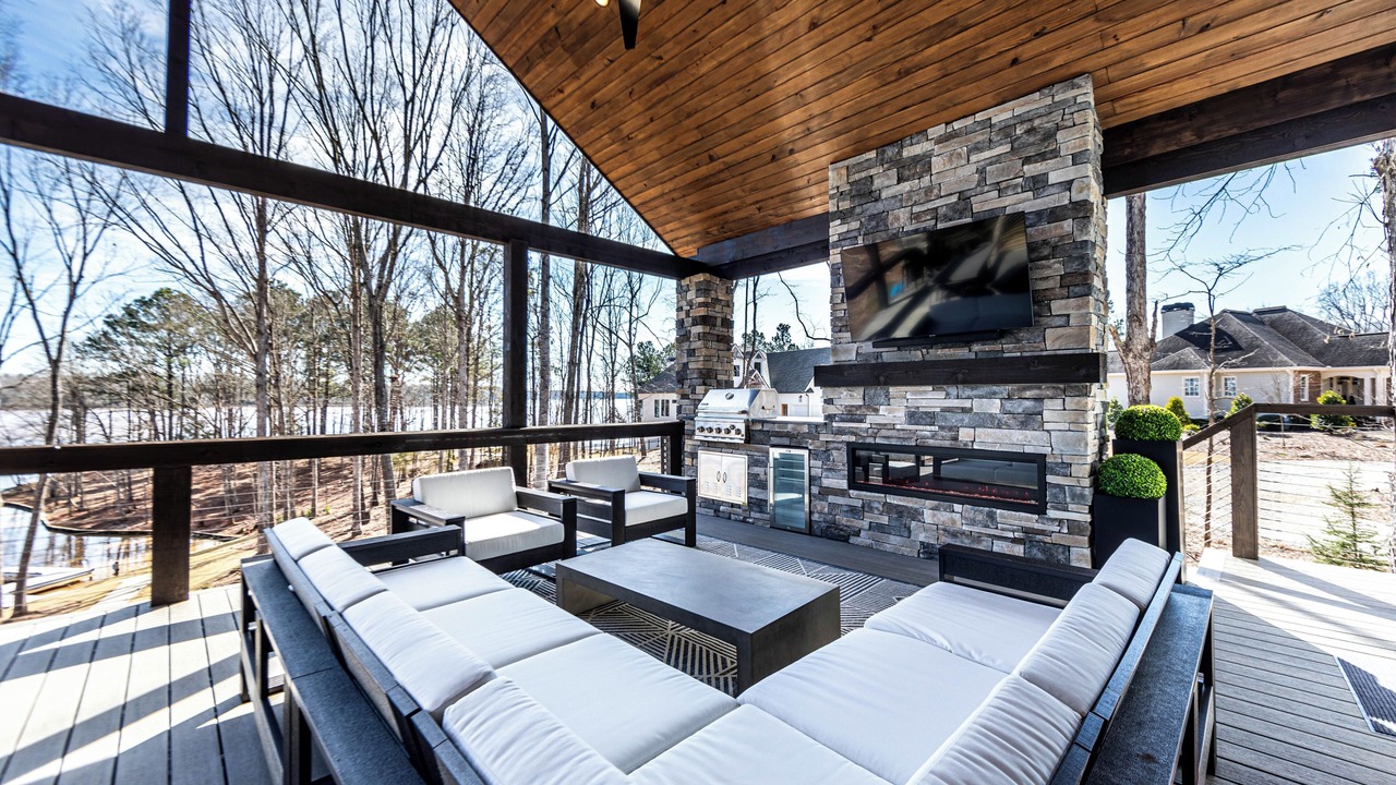 Photo of Livingroom in Lake Oconee