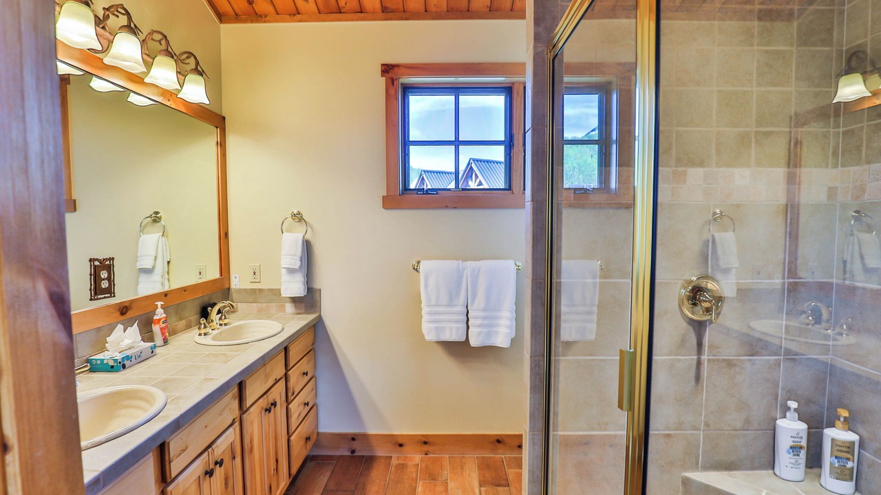 Photo of Bathroom in Mount Crested Butte