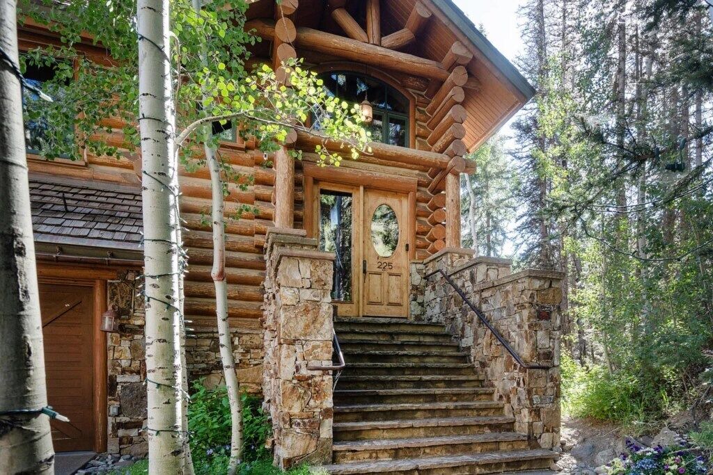 Photo of Outdoor in Mountain Village