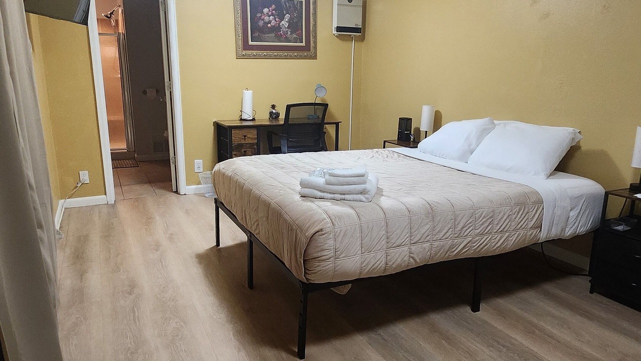 Photo of Bedroom in East Colfax