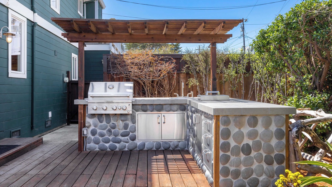 Photo of Patio Balcony in Eastside Santa Cruz