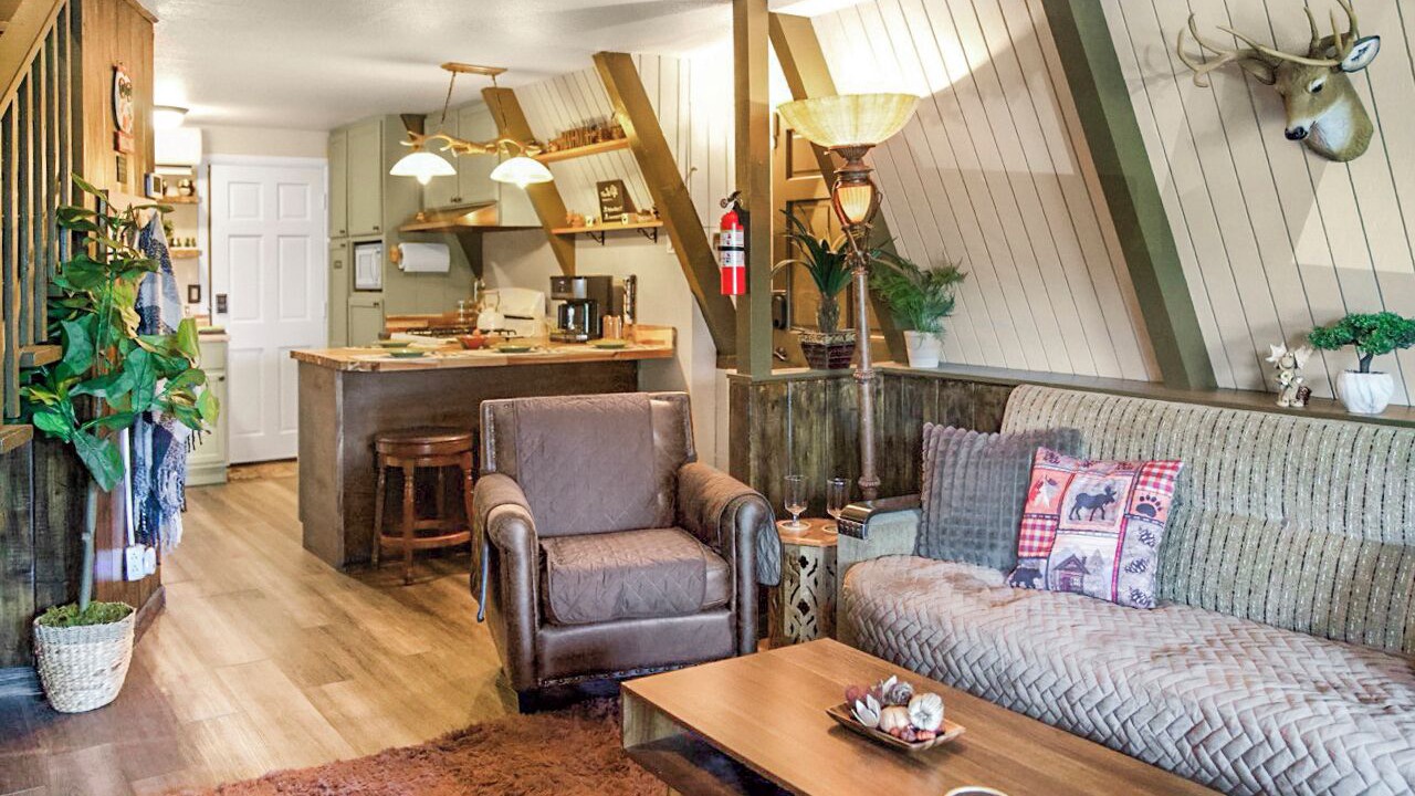 Photo of Livingroom in Twin Peaks