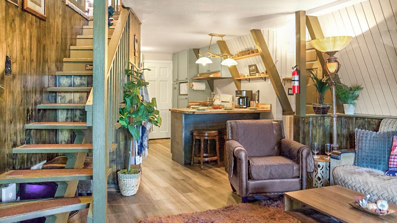 Photo of Livingroom in Twin Peaks