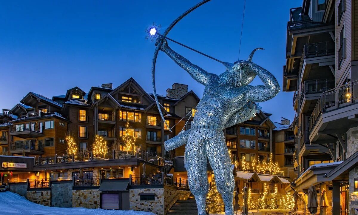 Photo of Outdoor in Peak 8