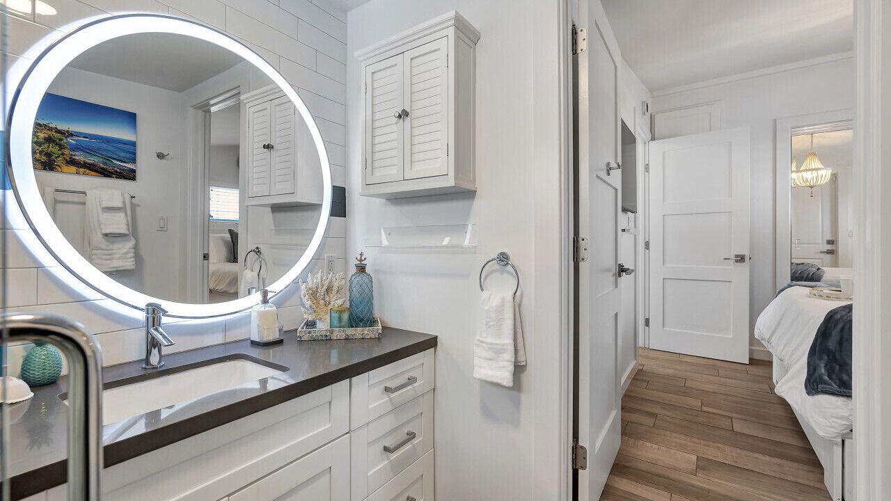 Photo of Bathroom in Laguna Beach
