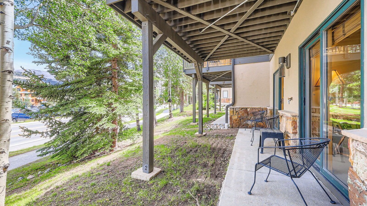 Photo of Patio Balcony in Peak 9