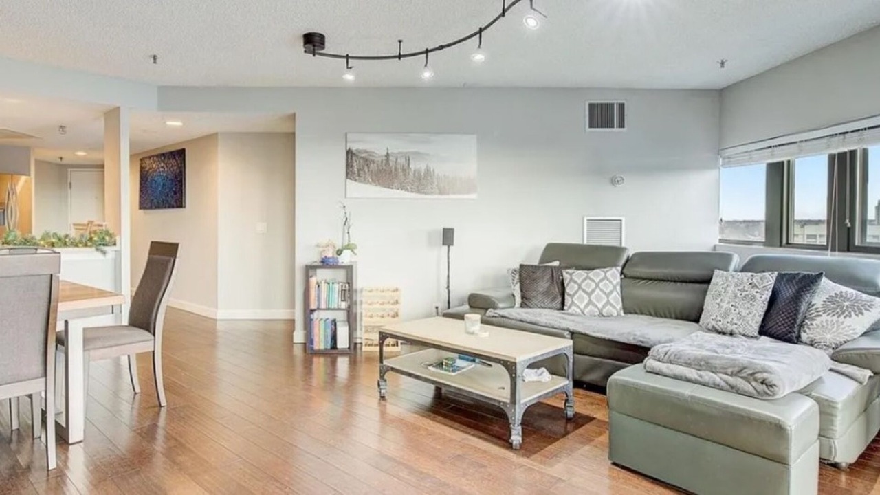 Photo of Livingroom in Five Points