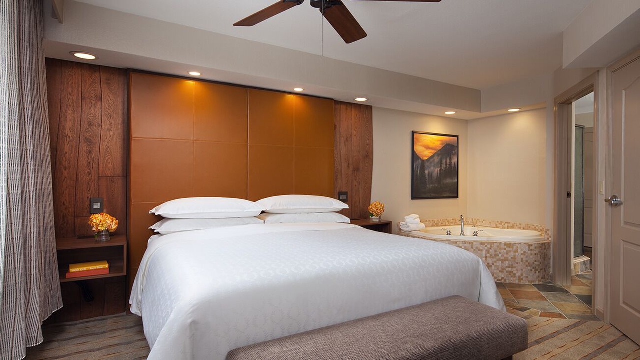 Photo of Bedroom in Avon