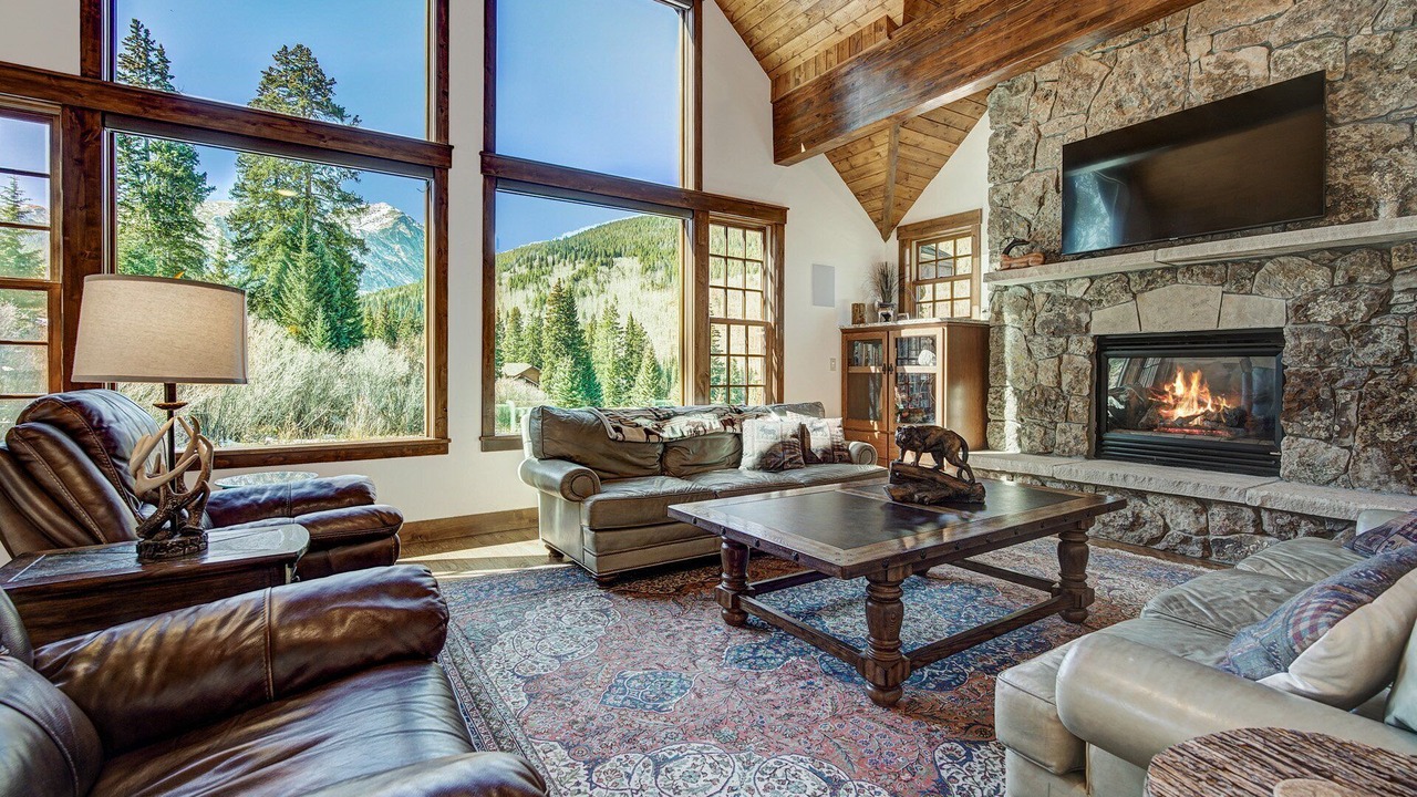 Photo of Livingroom in Blue River