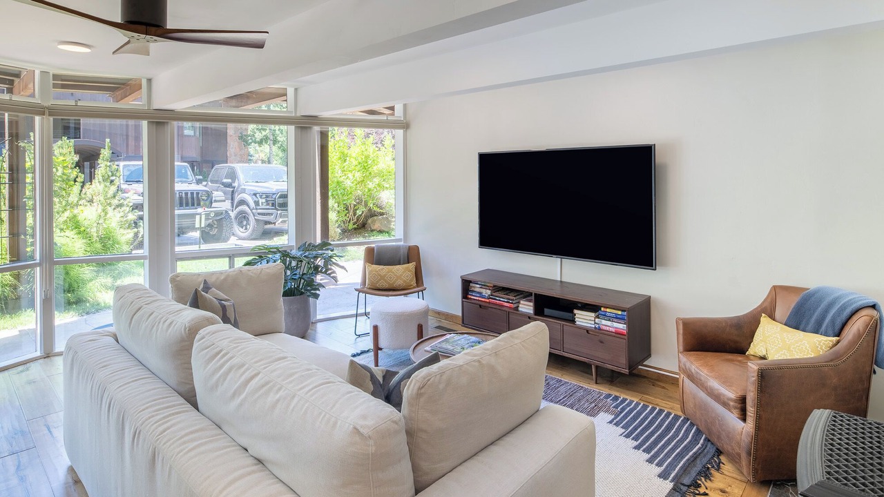 Photo of Livingroom in Aspen
