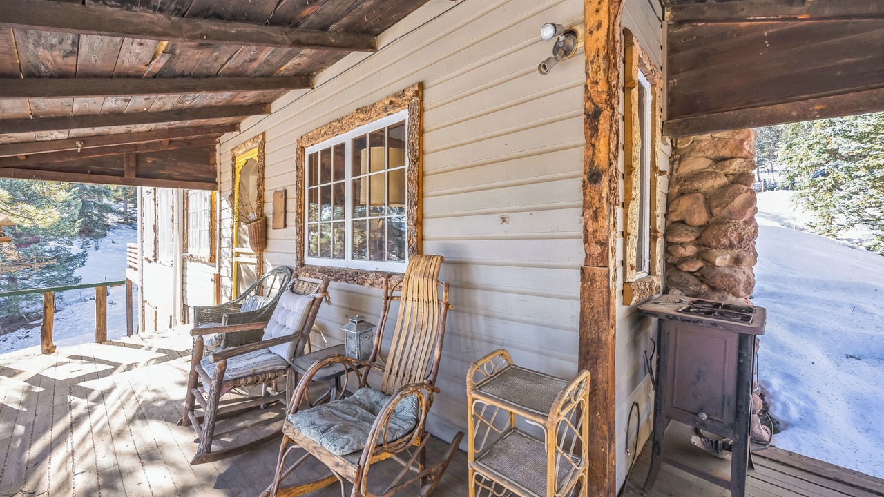Photo of Patio Balcony in Green Mountain Falls