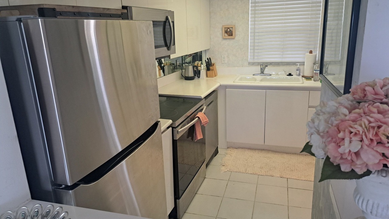 Photo of Kitchen in Harbor Village