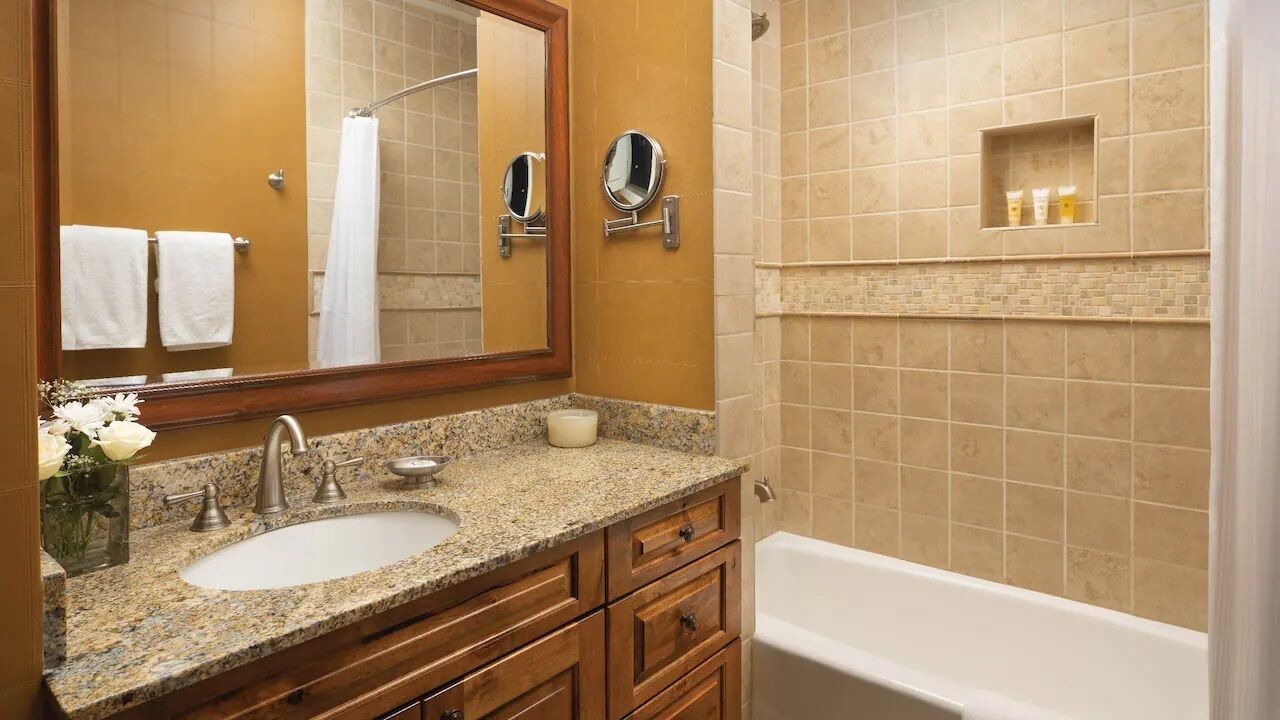 Photo of Bathroom in Highlands Townhomes