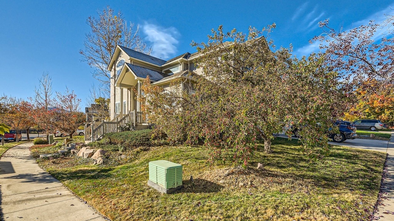 Photo of Outdoor in Dakota Ridge - Northbriar