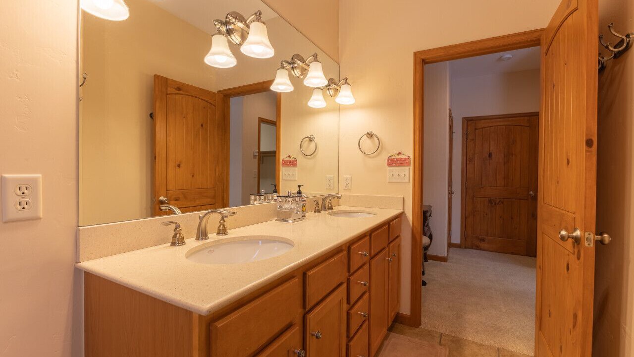 Photo of Bathroom in Eagle-Vail