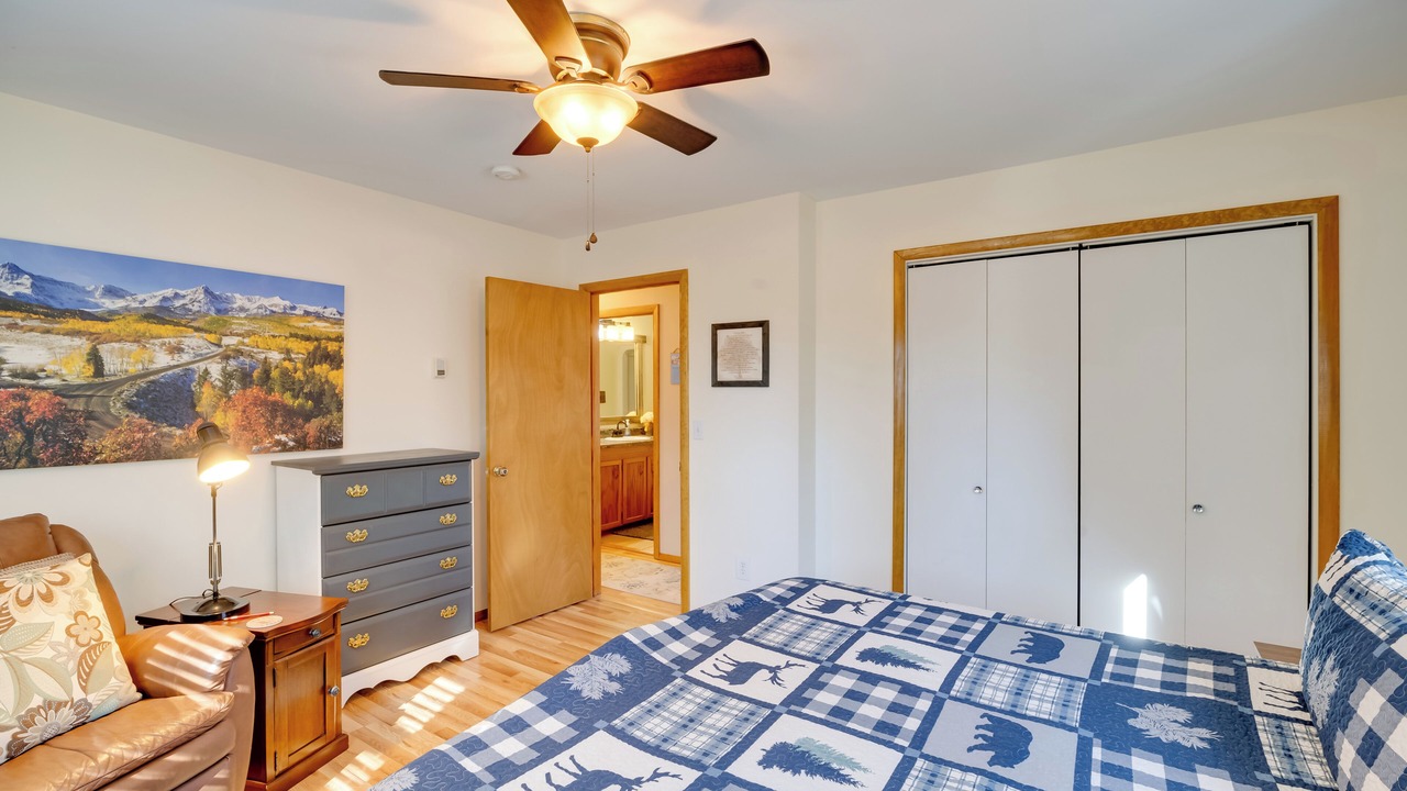 Photo of Bedroom in Florissant