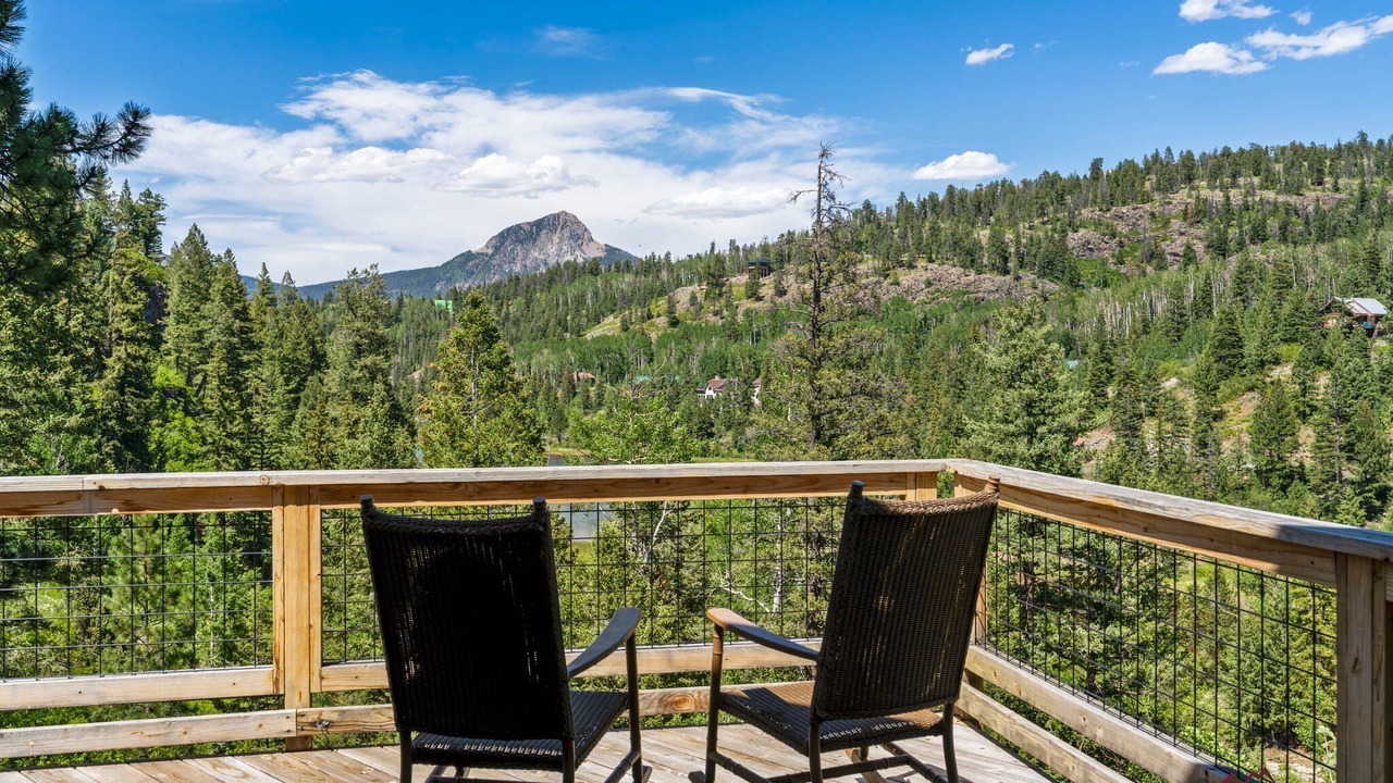 Photo of Outdoor in Columbine Lake