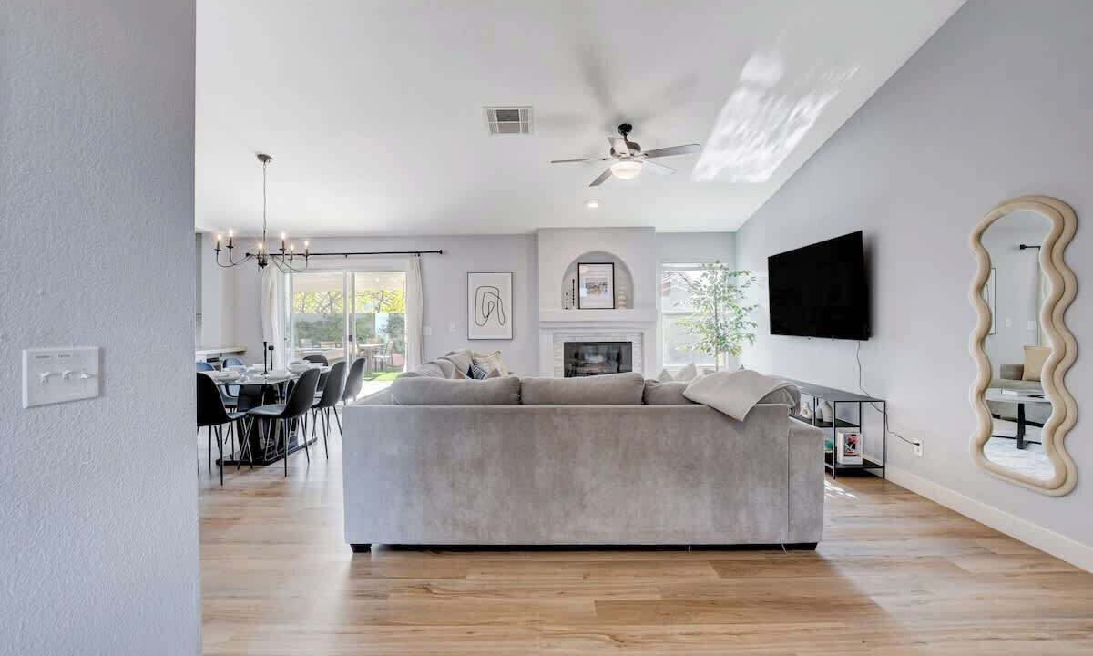 Photo of Livingroom in North Las Vegas