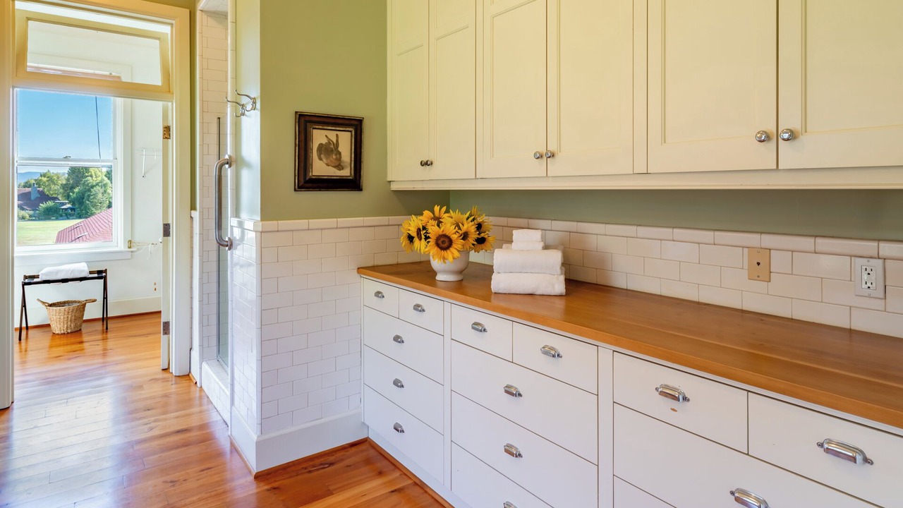 Photo of Bathroom in Los Olivos
