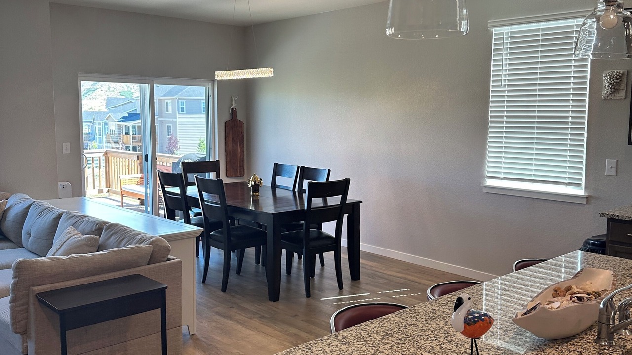 Photo of Livingroom in Castle Rock