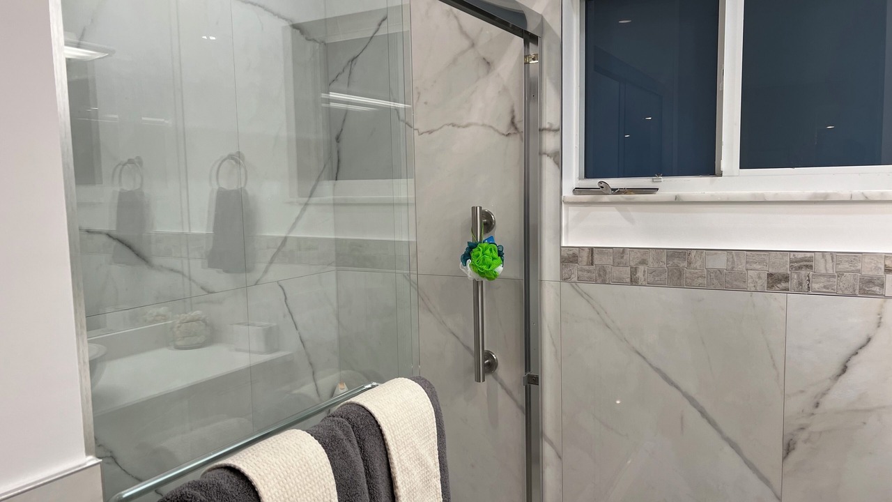 Photo of Bathroom in Harbor Village