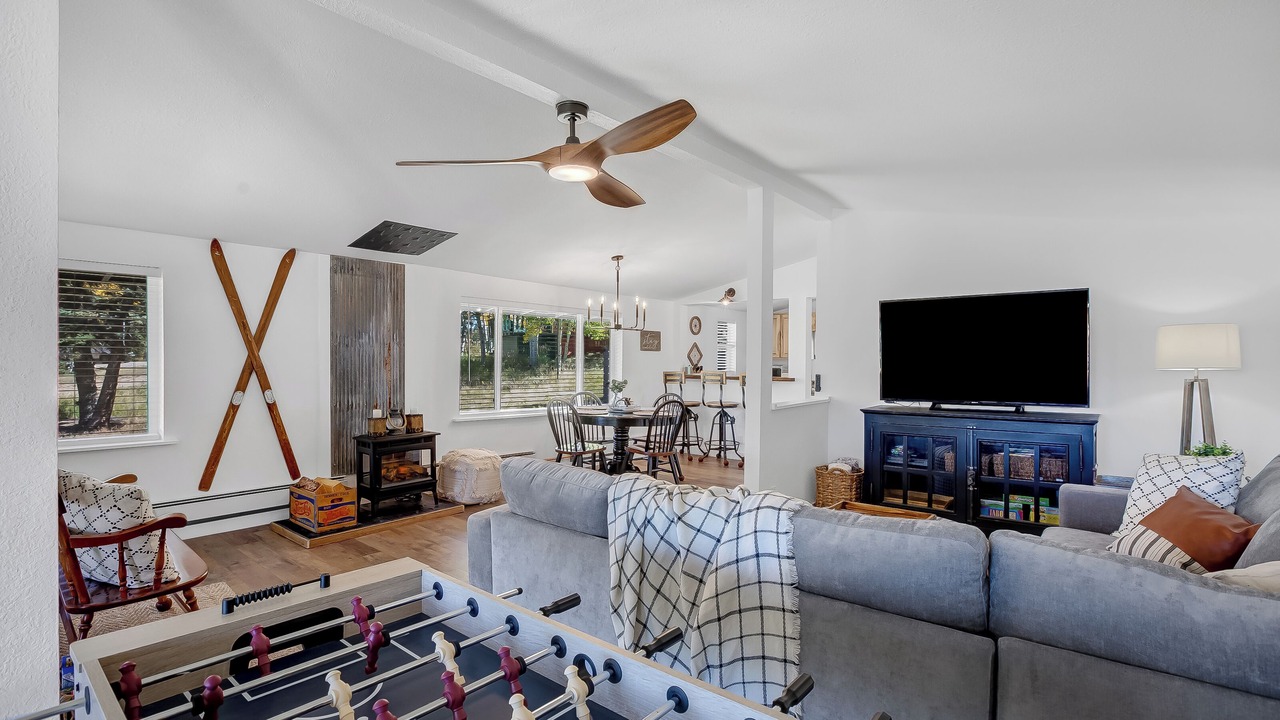 Photo of Bedroom in Divide