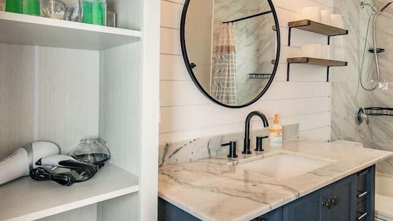 Photo of Bathroom in Mentor