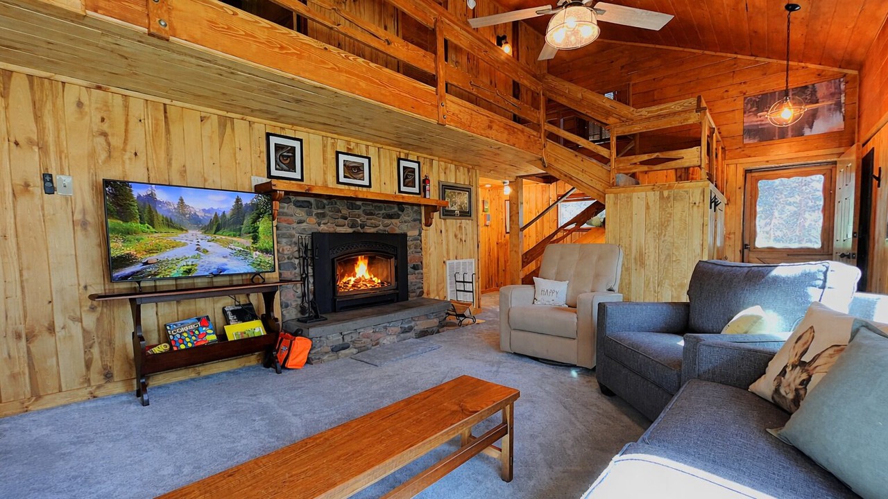 Photo of Livingroom in Bayfield