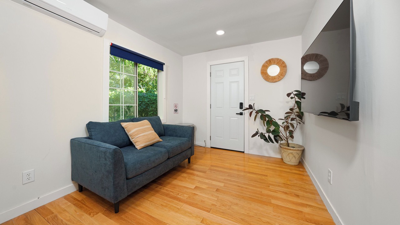 Photo of Livingroom in South San Gabriel