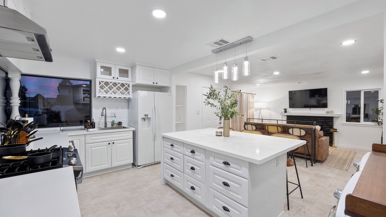 Photo of Kitchen in Midway City