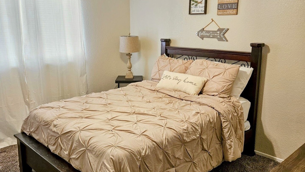 Photo of Bedroom in Victorville