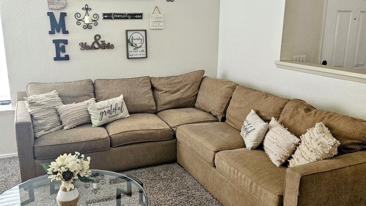 Photo of Livingroom in Victorville