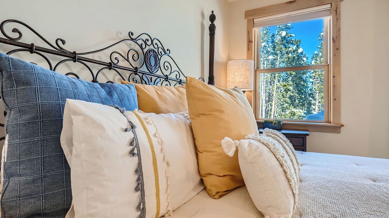 Photo of Bedroom in Warrior's Mark