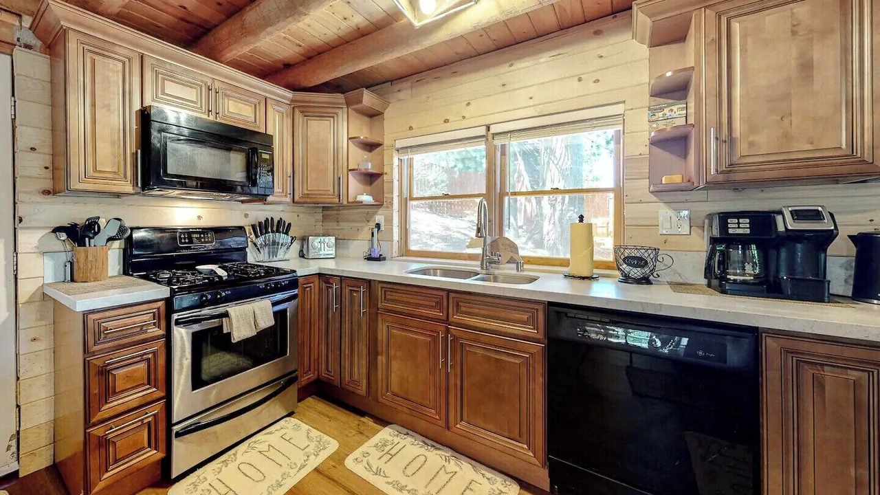 Photo of Kitchen in Running Springs