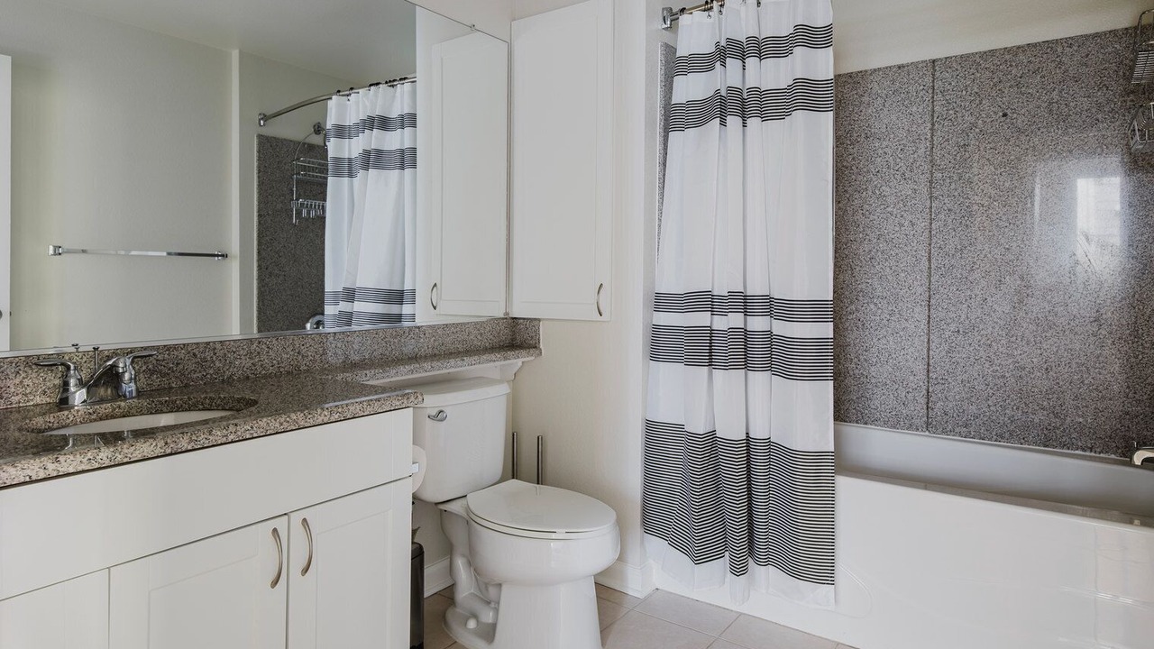 Photo of Bathroom in Central San Mateo