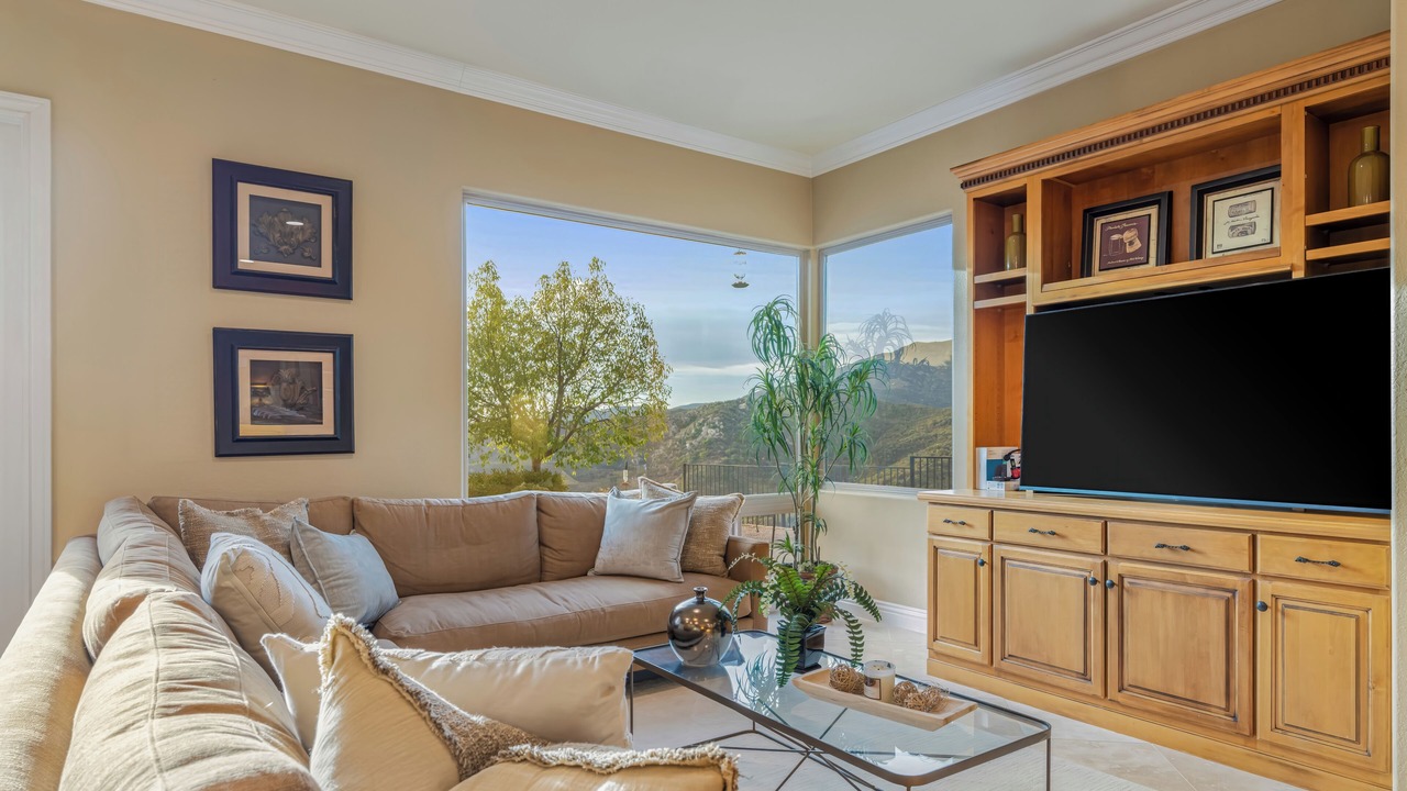 Photo of Bedroom in Murrieta