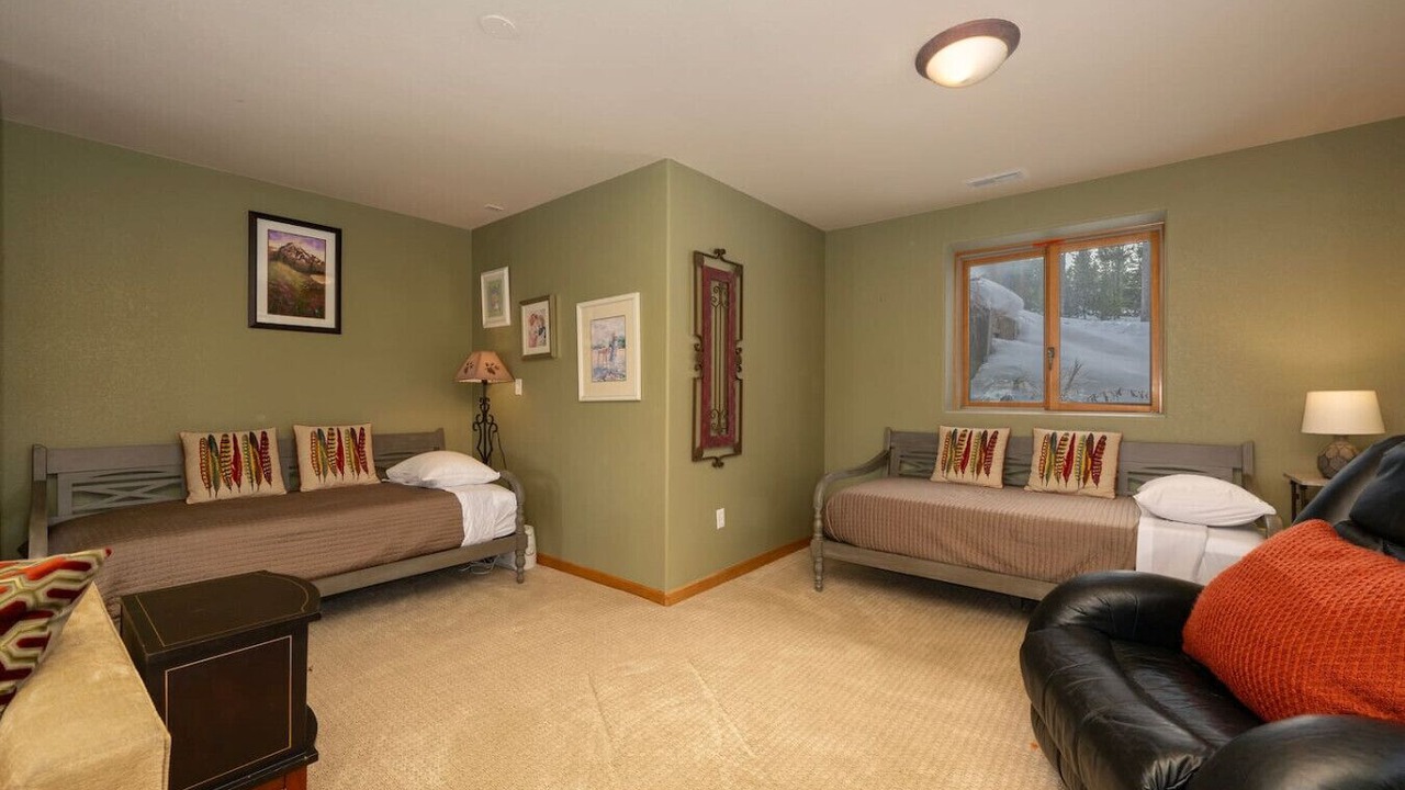Photo of Bedroom in Pole Creek Meadows