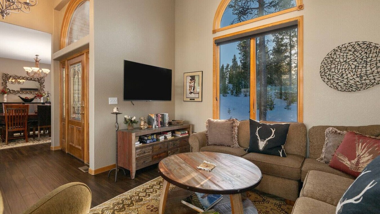 Photo of Bedroom in Pole Creek Meadows