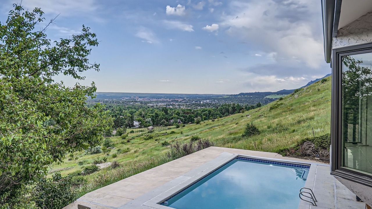Photo of Outdoor in Wonderland Hills