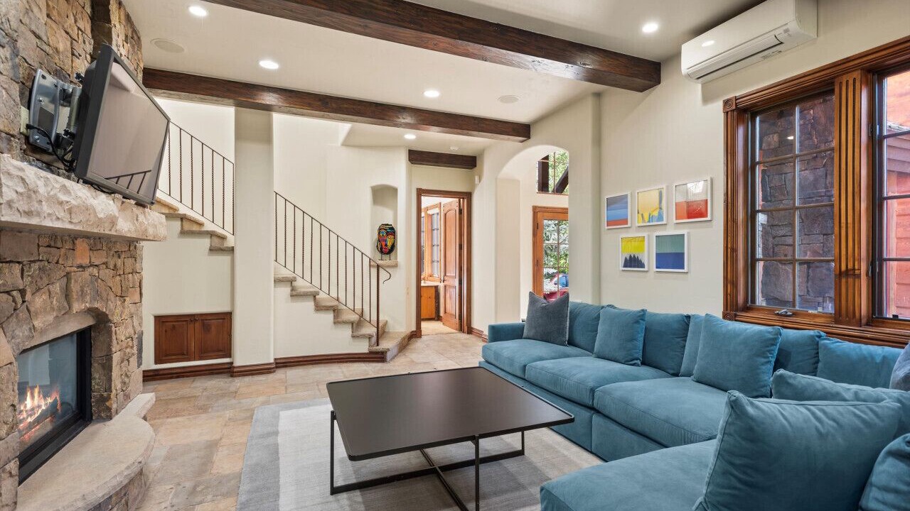 Photo of Livingroom in Snowmass Village