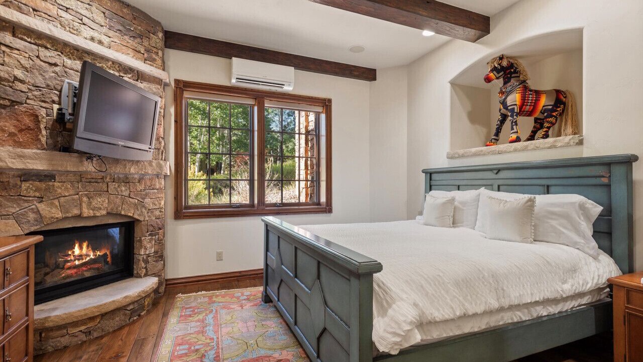 Photo of Bedroom in Snowmass Village