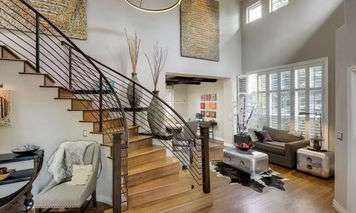 Photo of Livingroom in Longmont