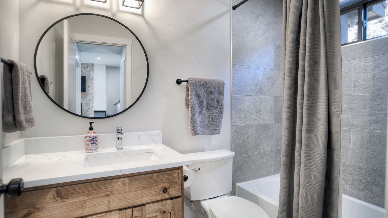 Photo of Bathroom in South Fork