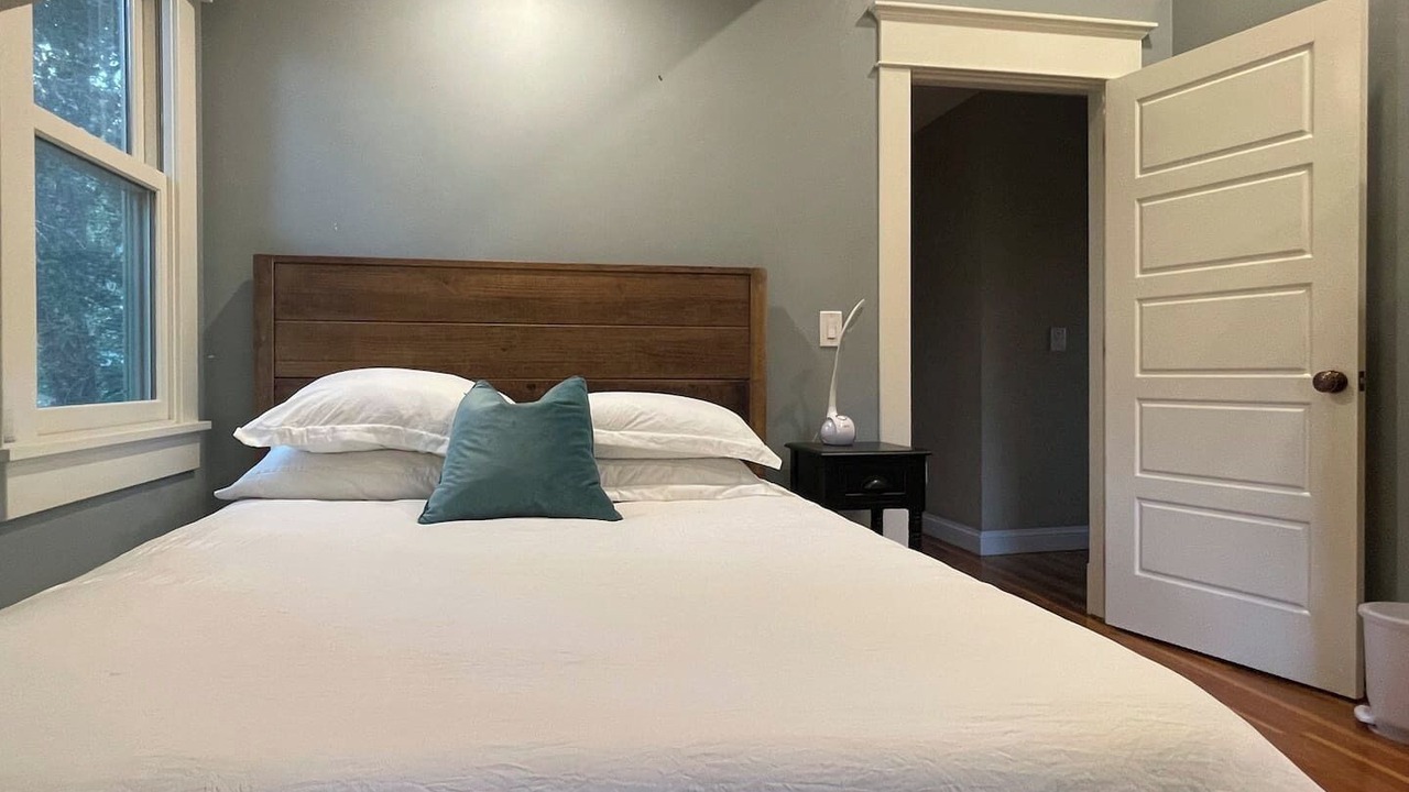 Photo of Bedroom in Whittier