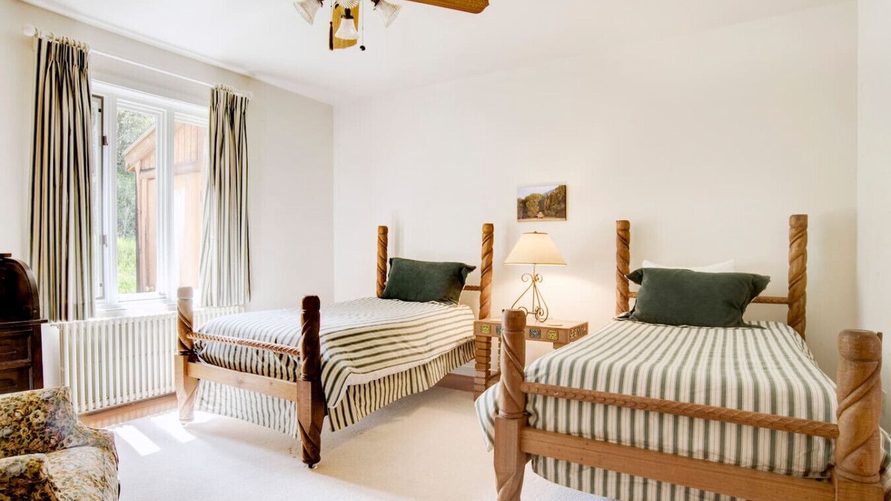 Photo of Bedroom in Basalt