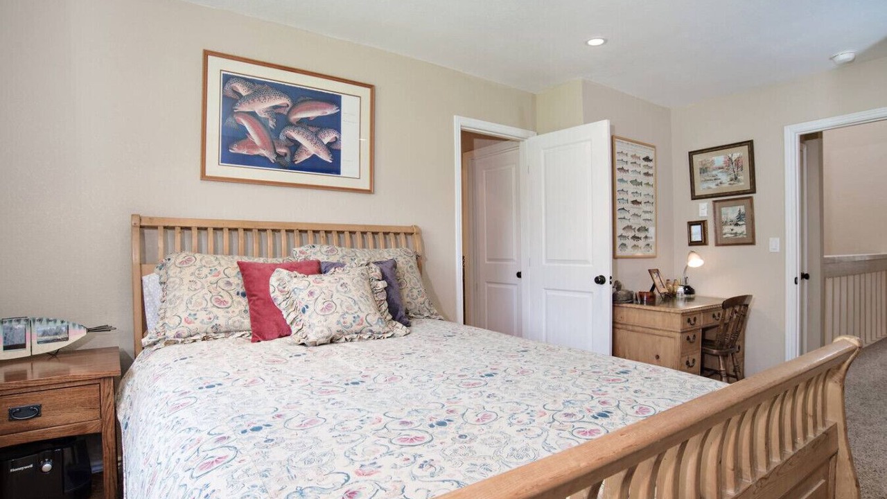 Photo of Bedroom in Carbondale